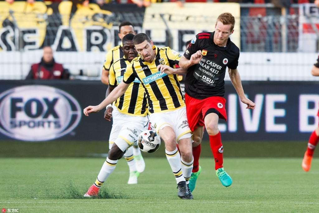 而对比赛的 而对比赛的