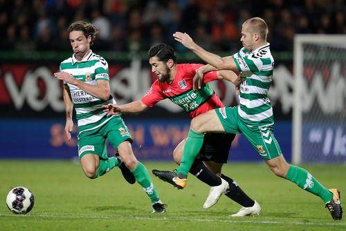 许多球迷赞 许多球迷赞