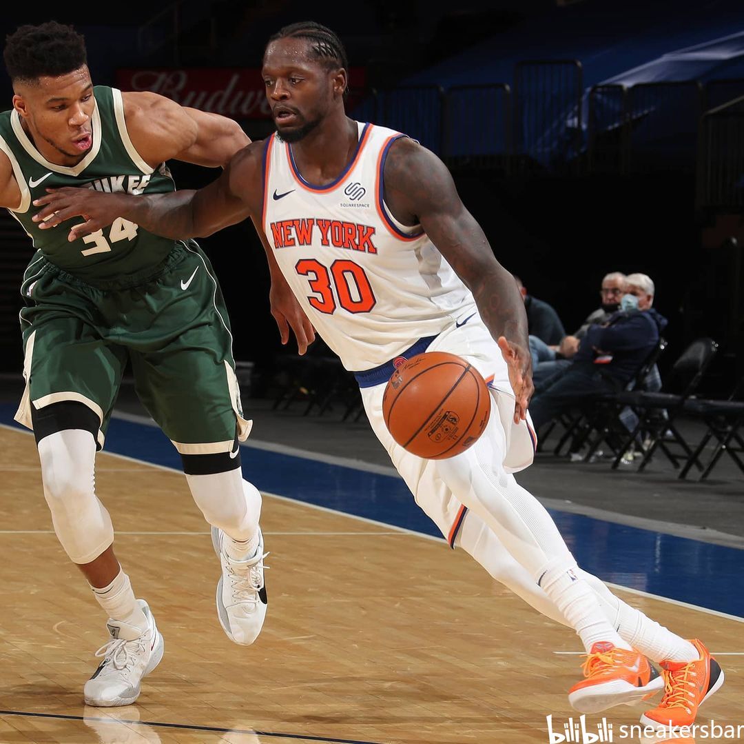 背传至弱侧 背传至弱侧