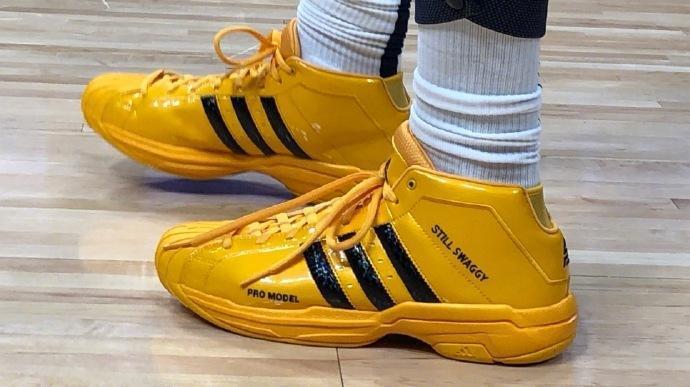 因一次明显 因一次明显